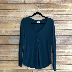 Old Navy Long Sleeve Thermal w/Buttons Size L